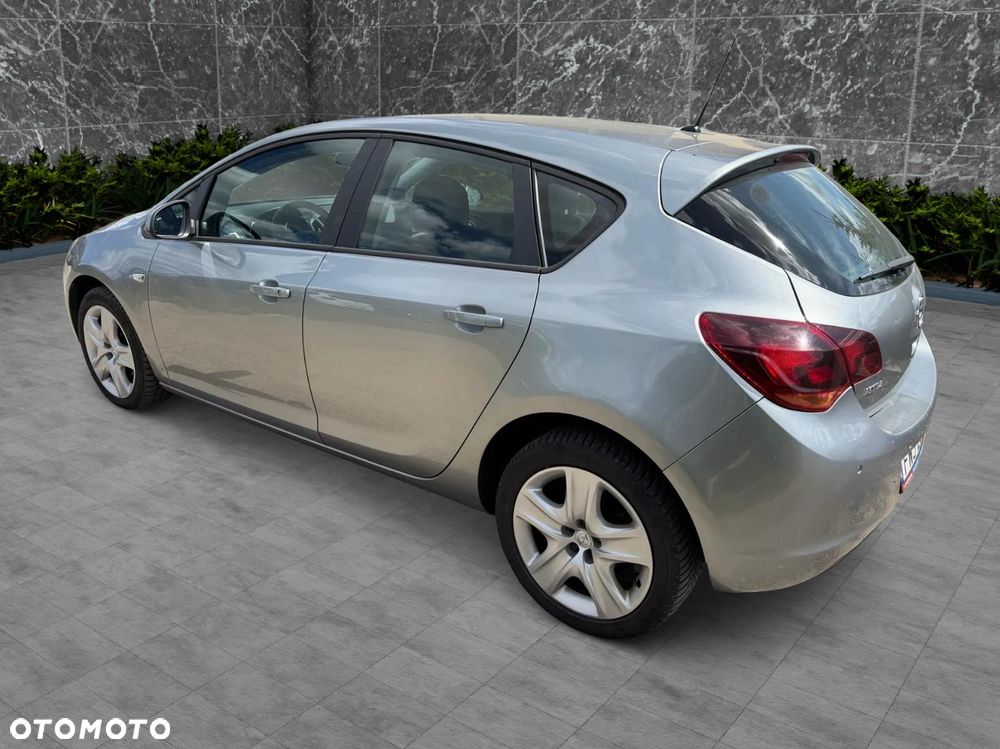 Opel Astra 1.6 ecoFLEX Start/Stop - 7