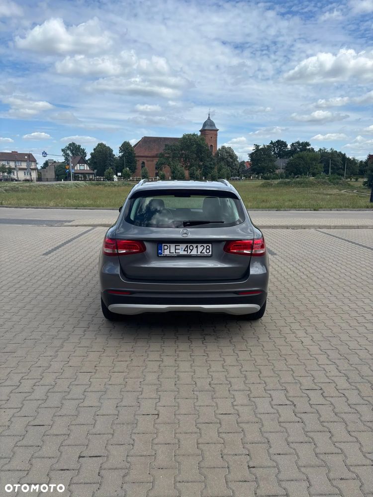 Mercedes-Benz GLC 250 4Matic 9G-TRONIC - 4