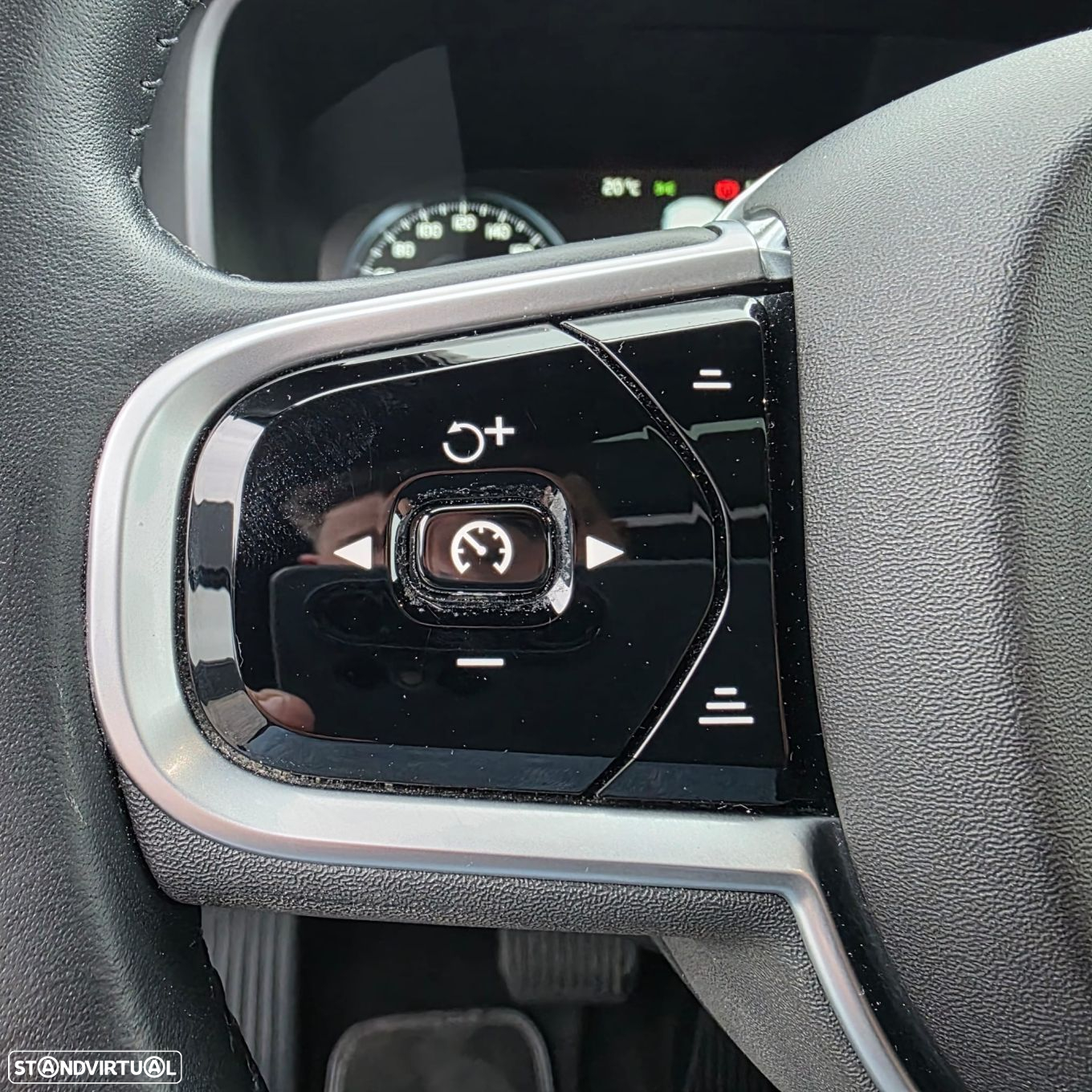 Volvo V90 2.0 T8 Inscription AWD Geartronic - 20