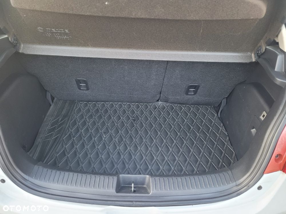 Mazda 2 1.3 MZR Sendo - 22