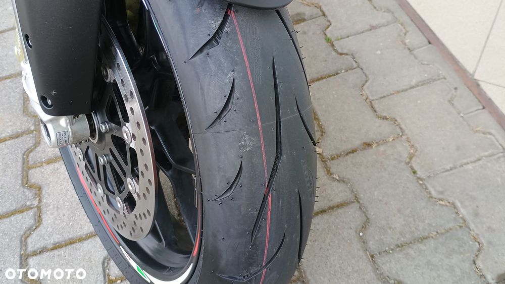 MV AGUSTA Brutale - 25