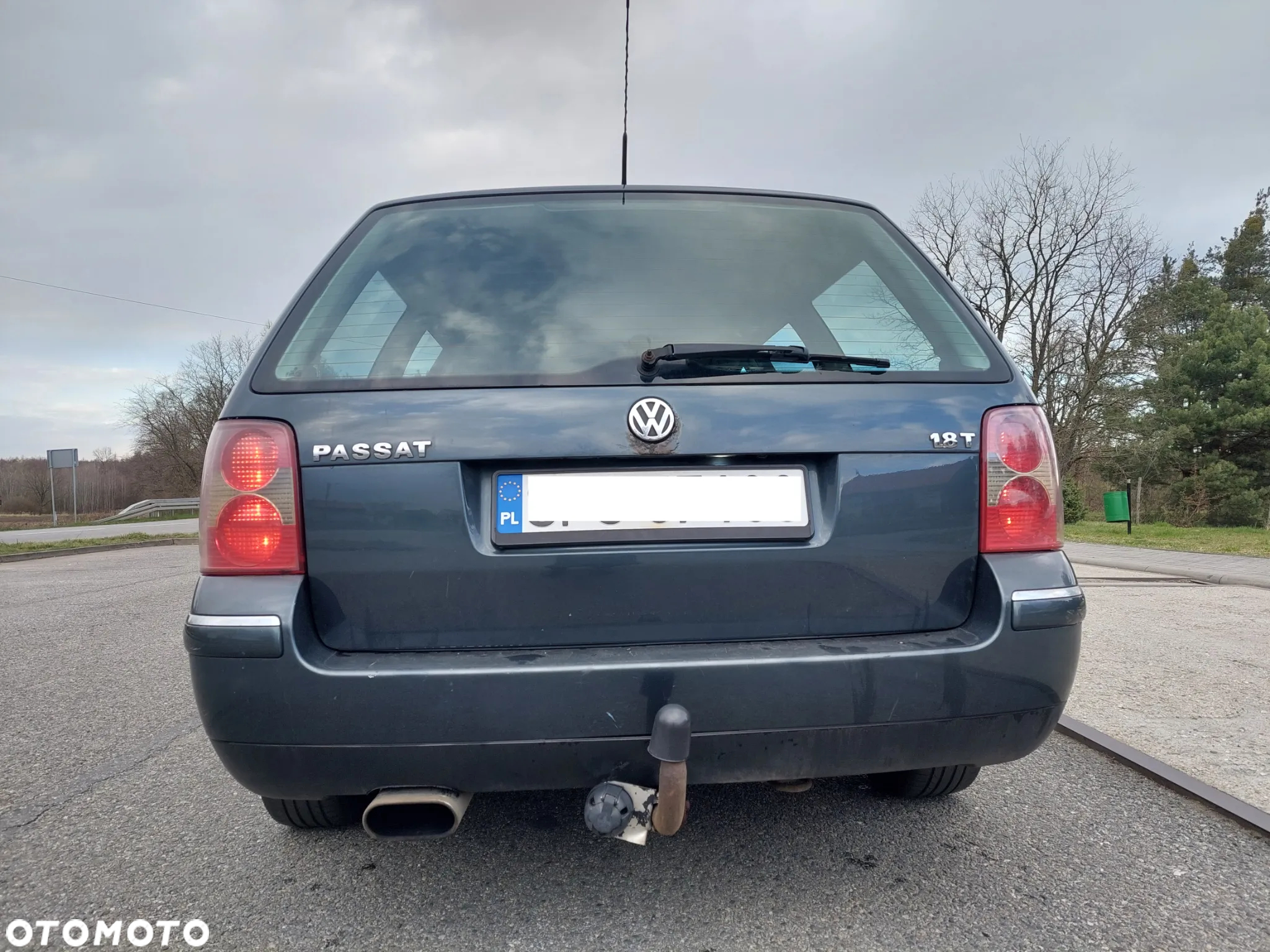 Volkswagen Passat 1.8T - 4