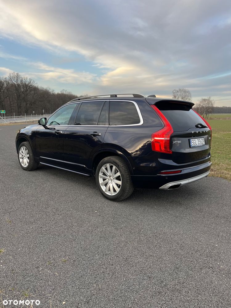 Volvo XC 90 T6 AWD Momentum 7os - 31
