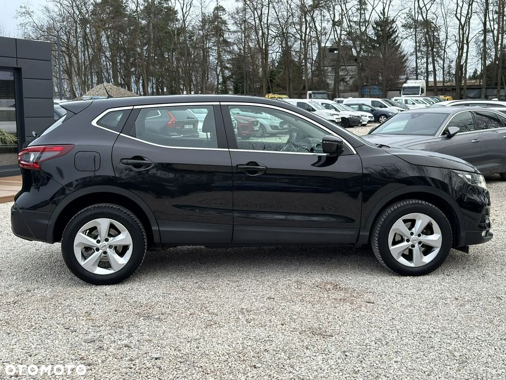 Nissan Qashqai - 2