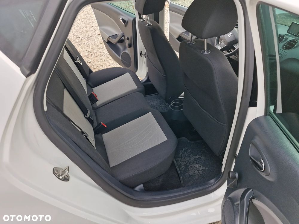 Seat Ibiza 1.4 16V Reference - 15