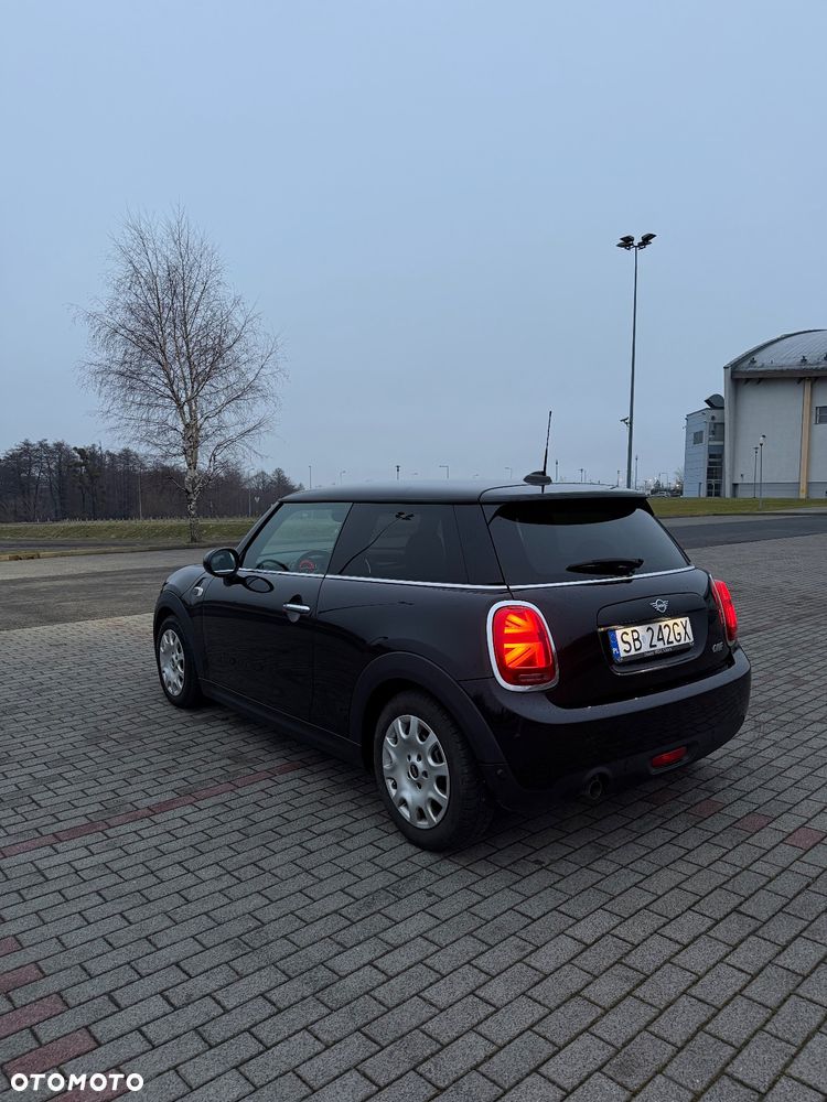 MINI ONE Standard - 8