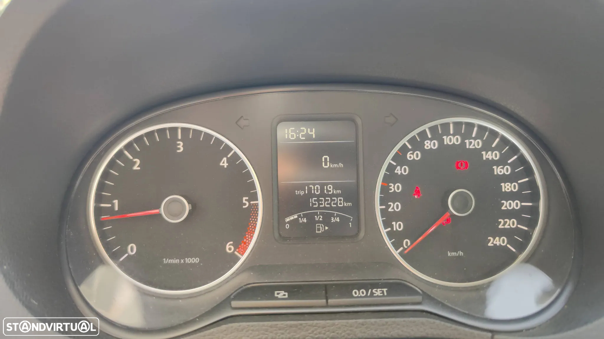 VW Polo 1.6 TDI Confortline BlueMotion - 11