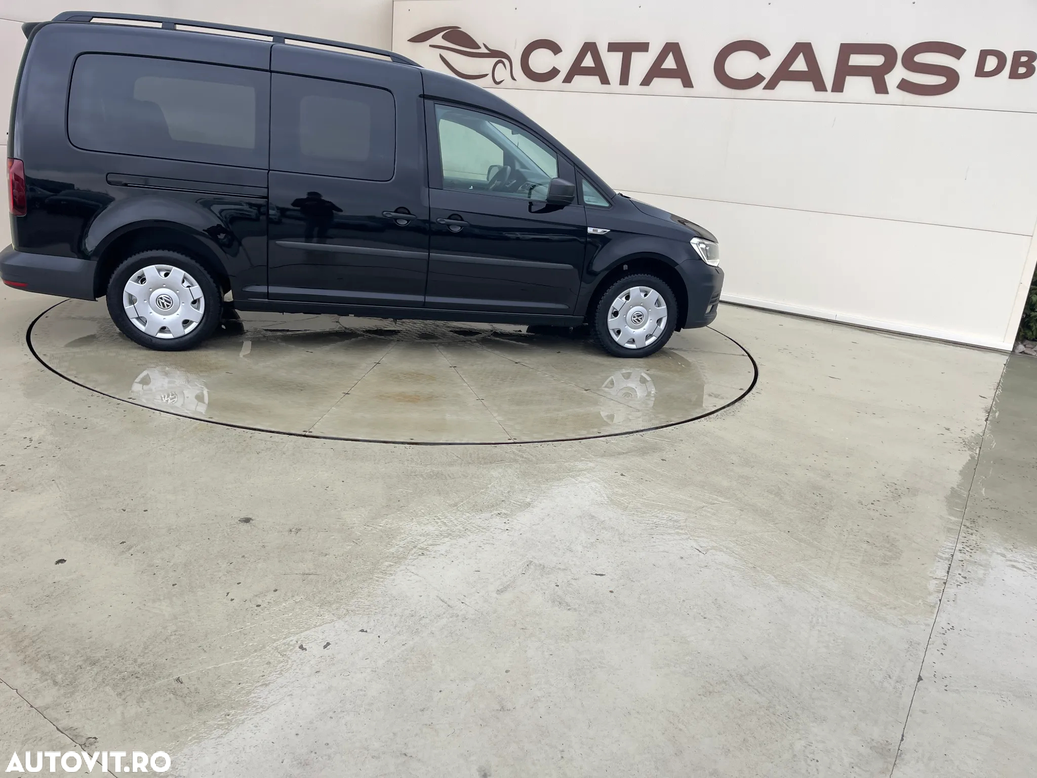 Volkswagen Caddy - 18