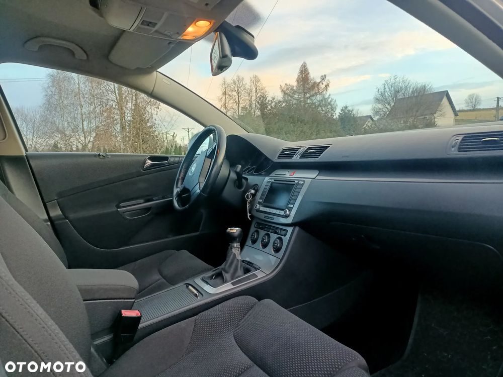 Volkswagen Passat Variant 2.0 TDI DPF Comfortline - 10