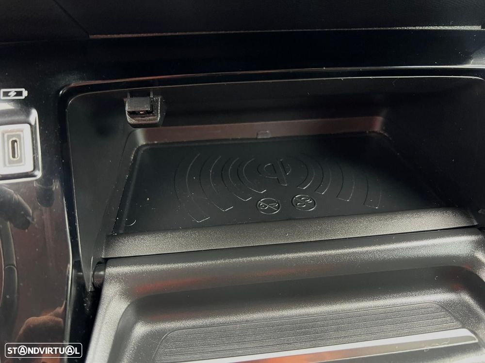 Peugeot 208 1.2 PureTech Allure - 17