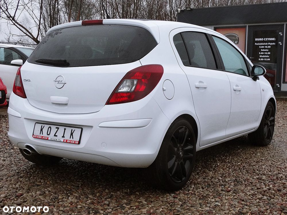 Opel Corsa 1.4 16V Color Edition - 11
