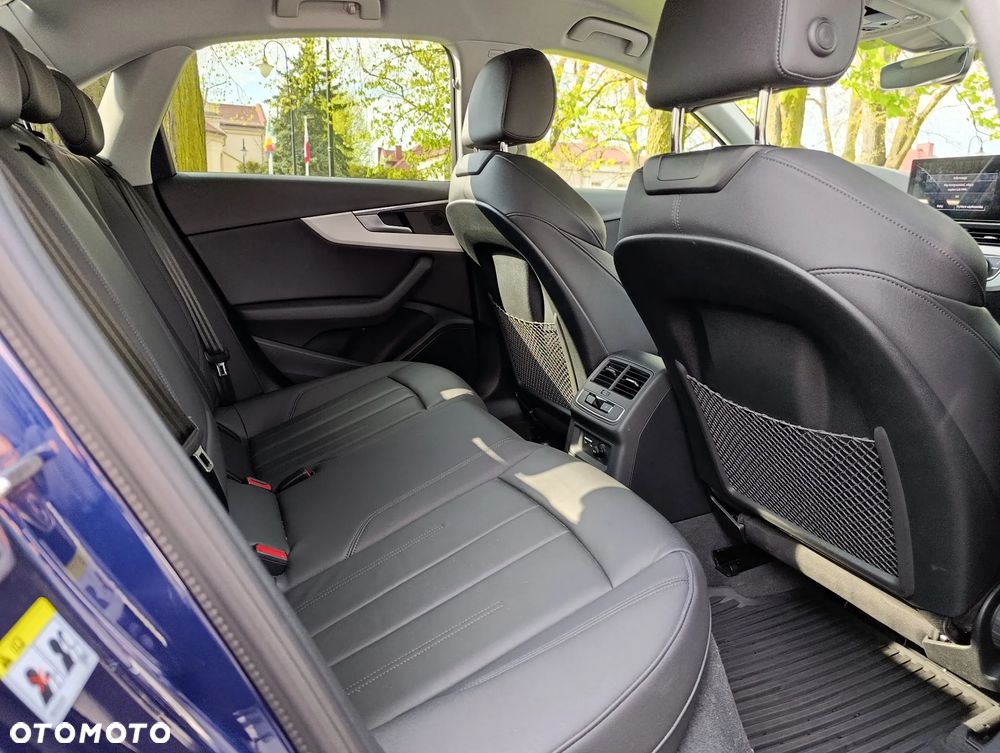 Audi A4 Limousine 35 TFSI mHEV S Line S tronic - 3