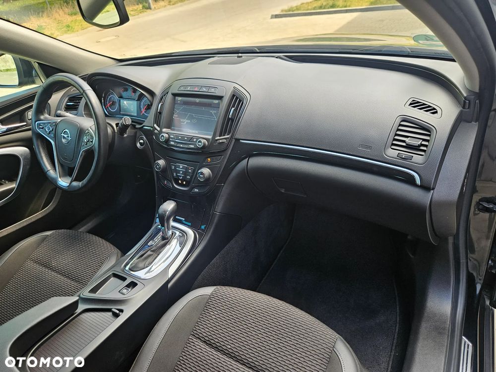 Opel Insignia - 16