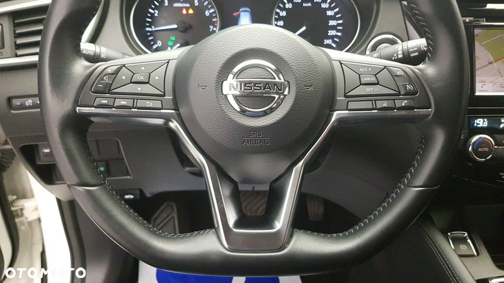Nissan Qashqai - 23