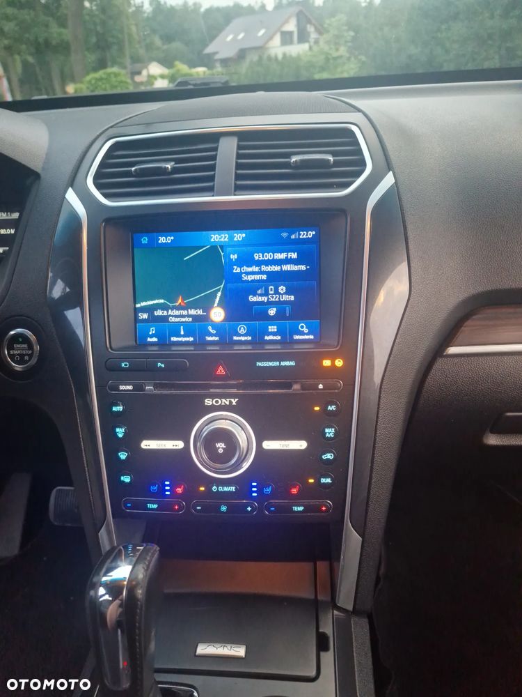 Ford Explorer - 21