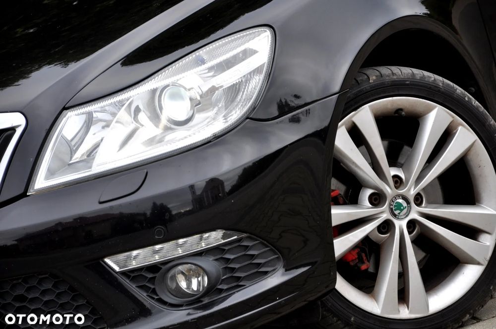 Skoda Octavia Combi 2.0 TDI CR DPF RS - 6