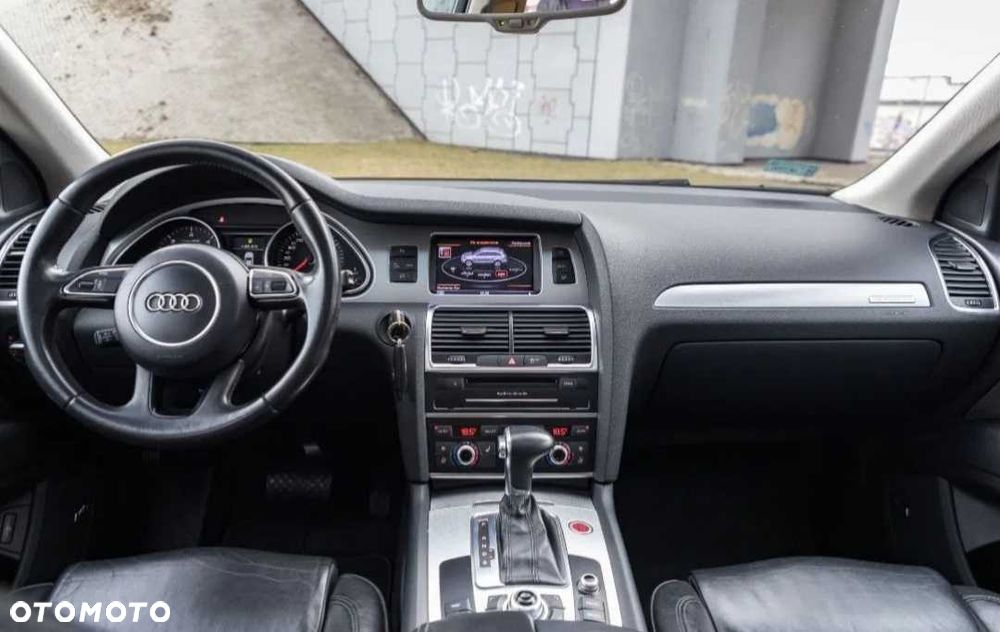 Audi Q7 - 7