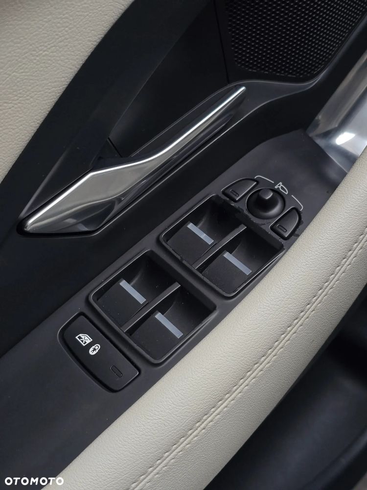 Jaguar E-Pace D150 AWD HSE - 29