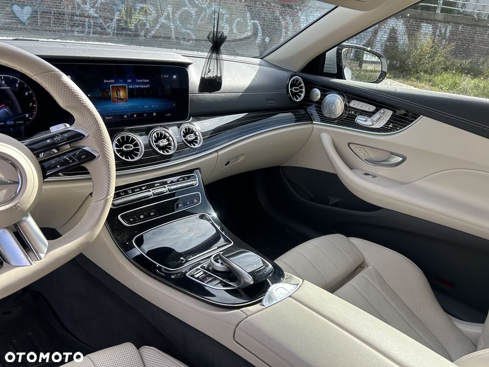 Mercedes-Benz Klasa E - 20