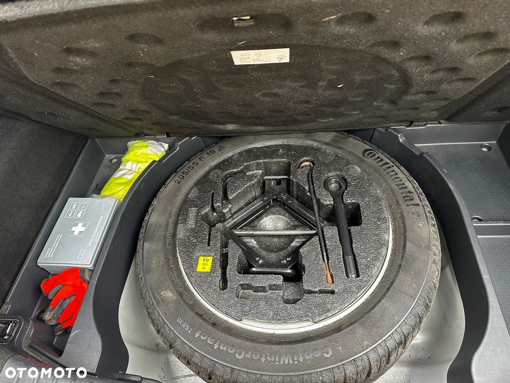 Hyundai i30 1.6 CRDi Comfort World Cup - 13