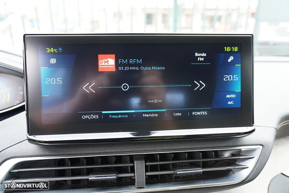 Peugeot 3008 1.6 Hybrid4 GT Line e-EAT8 - 40