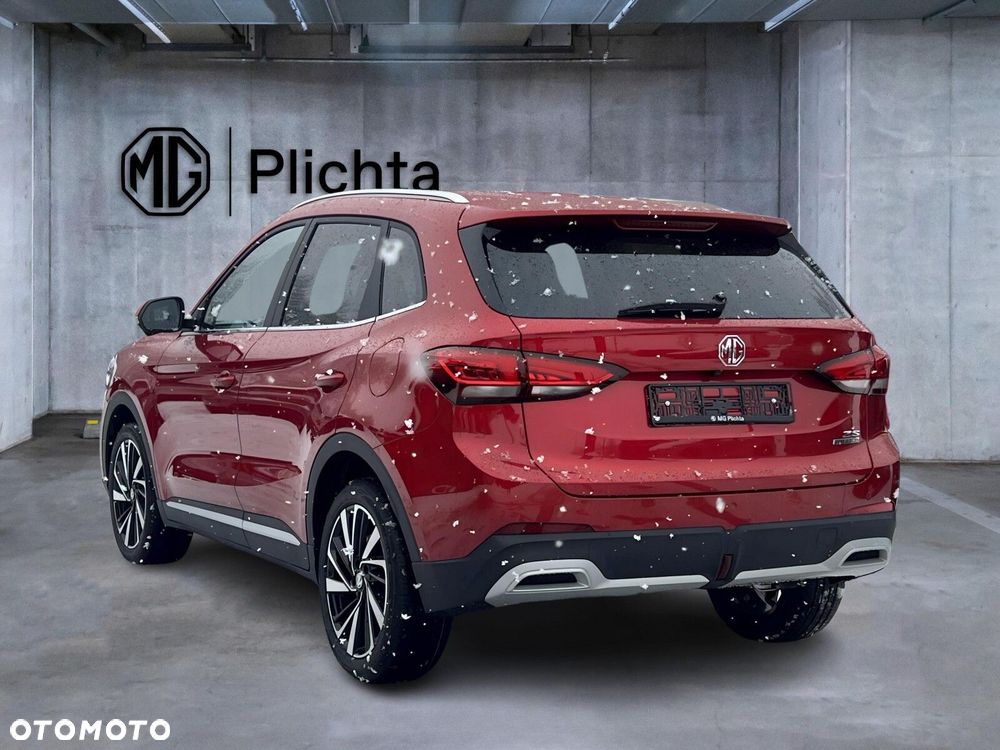 MG ZS Hybrid+ - 6