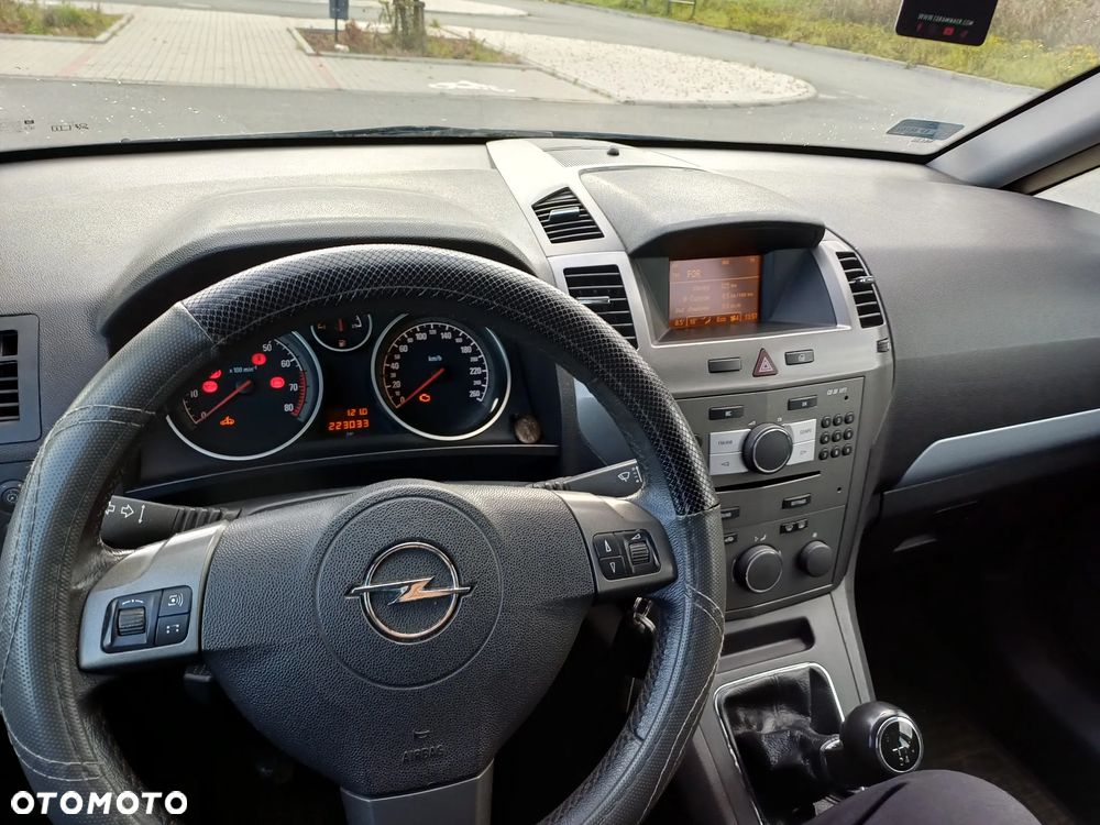 Opel Zafira 1.6 Cosmo - 9