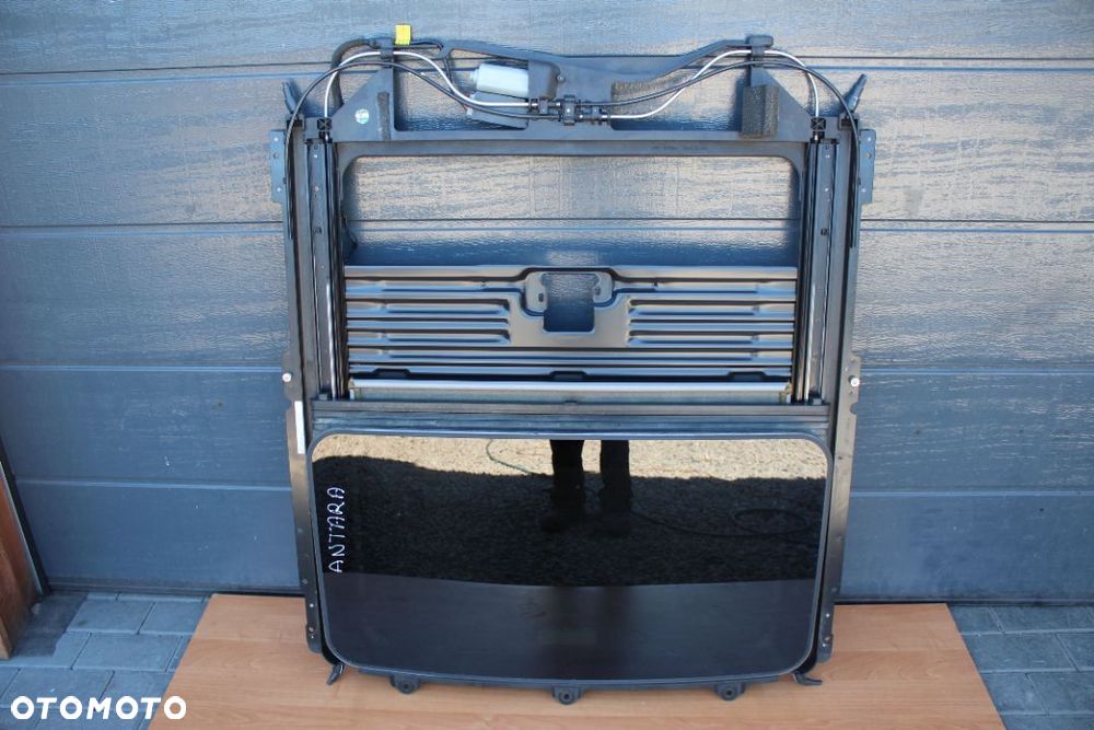 SZYBERDACH ELEKTRYCZNY SILNICZEK OPEL ANTARA - 1