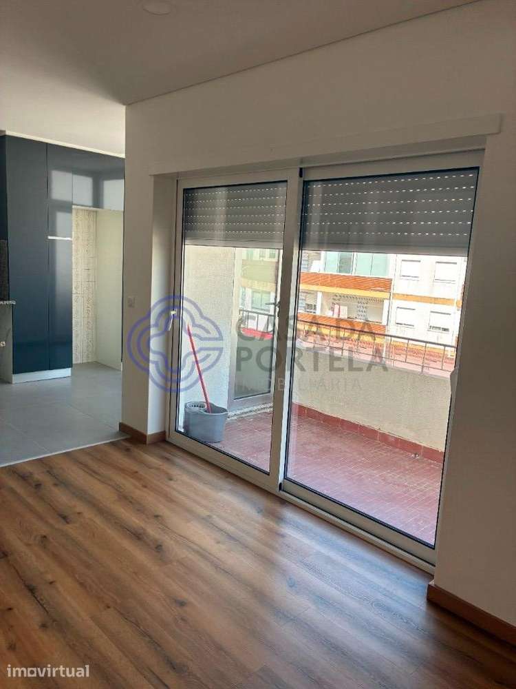 Apartamento T3 em Darque junto á Nacional - Grande imagem: 4/17
