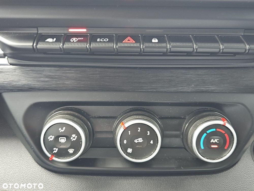 Renault Trafic 2.0 dCI - 16