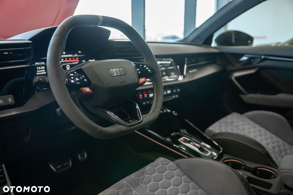 Audi RS3 Sportback - 12