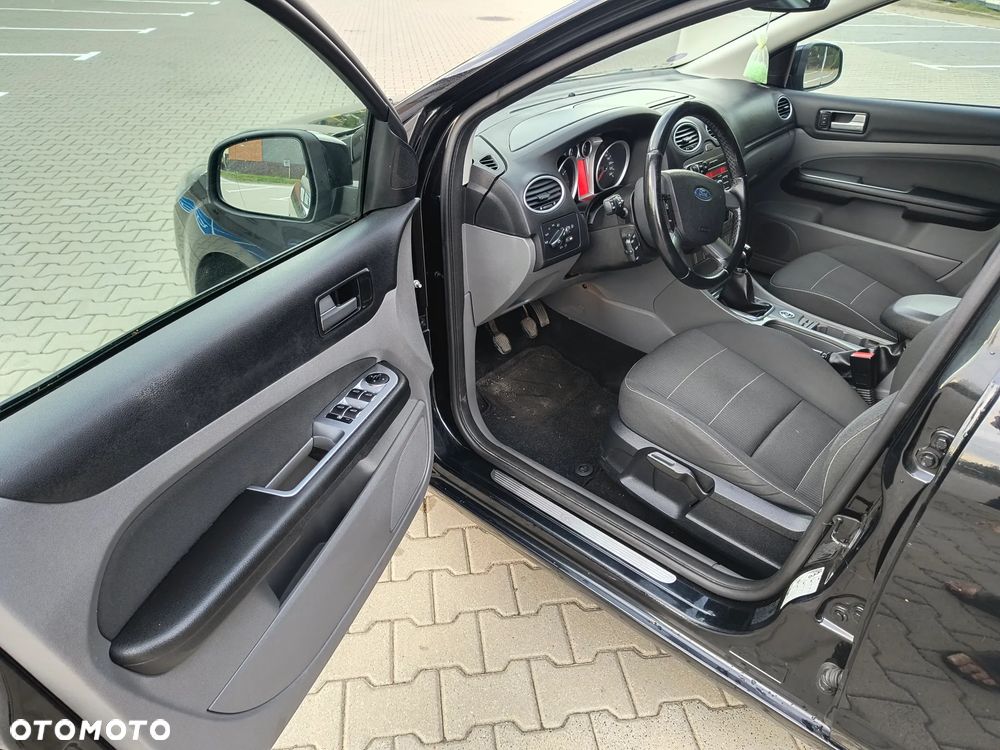 Ford Focus 1.8 FF Platinium X - 7