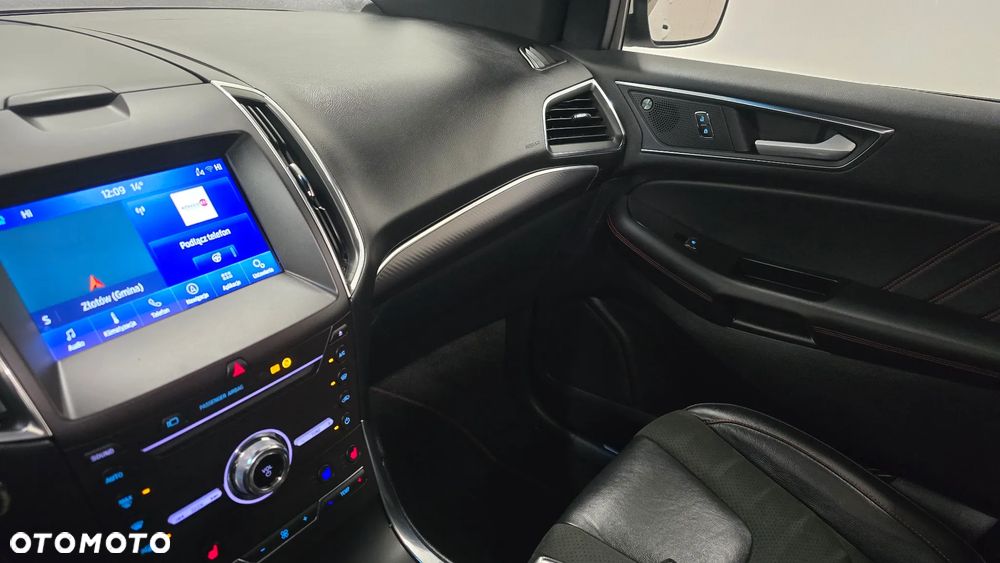 Ford Edge 2.0 EcoBlue Twin-Turbo 4WD ST-Line - 28