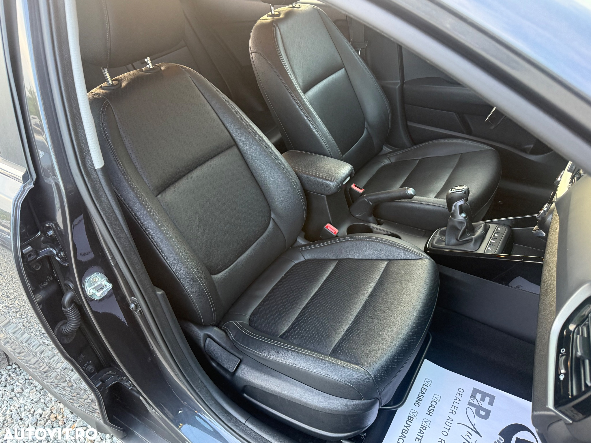 Kia Stonic 1.0 T-GDI 120 Platinum Edition - 13