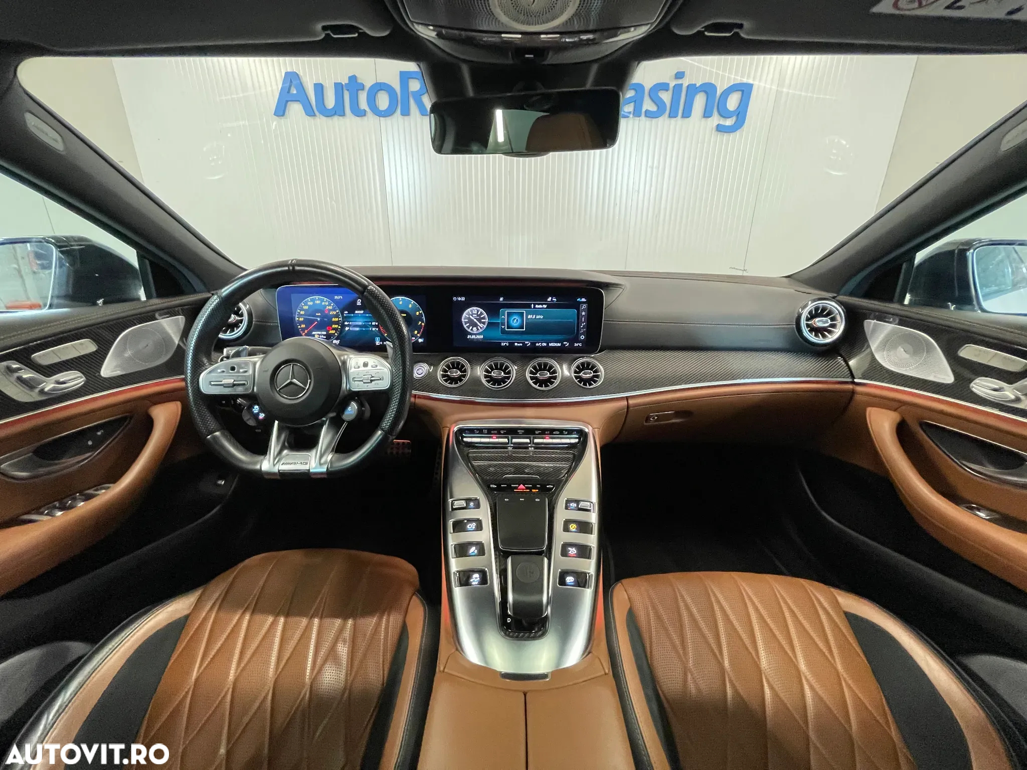 Mercedes-Benz AMG GT-S 63 4MATIC+ - 11