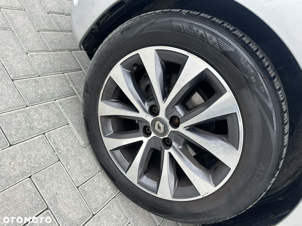 Renault Clio TCe 100 INTENS - 31