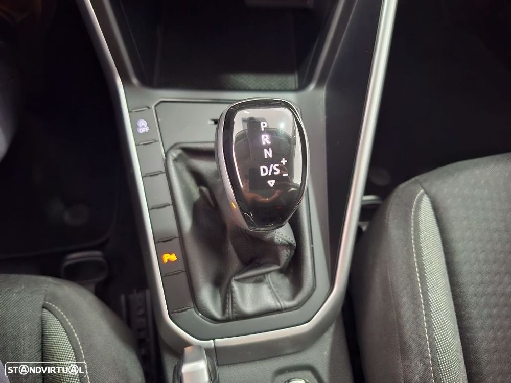 VW Polo 1.0 TSI Urban DSG - 17