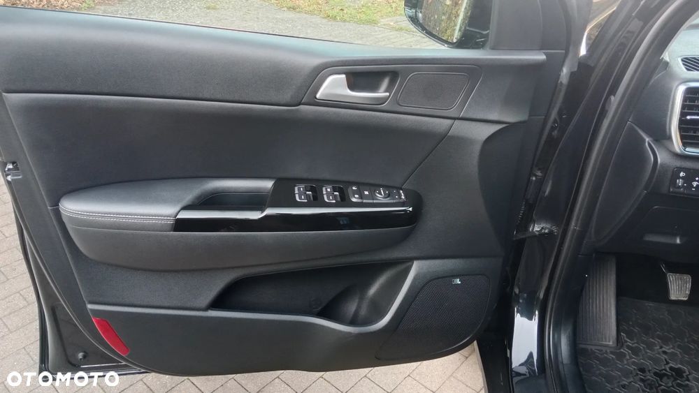 Kia Sportage 1.6 GDI 2WD Dream-Team Edition - 16