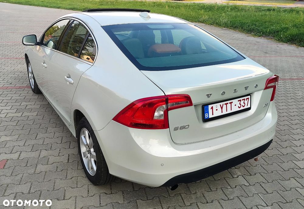 Volvo S60 D3 Geartronic Summum - 10