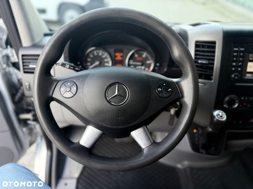 Mercedes-Benz SPRINTER - 17