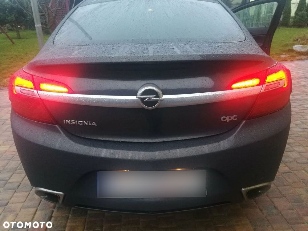 Opel Insignia 2.8 T V6 OPC - 6