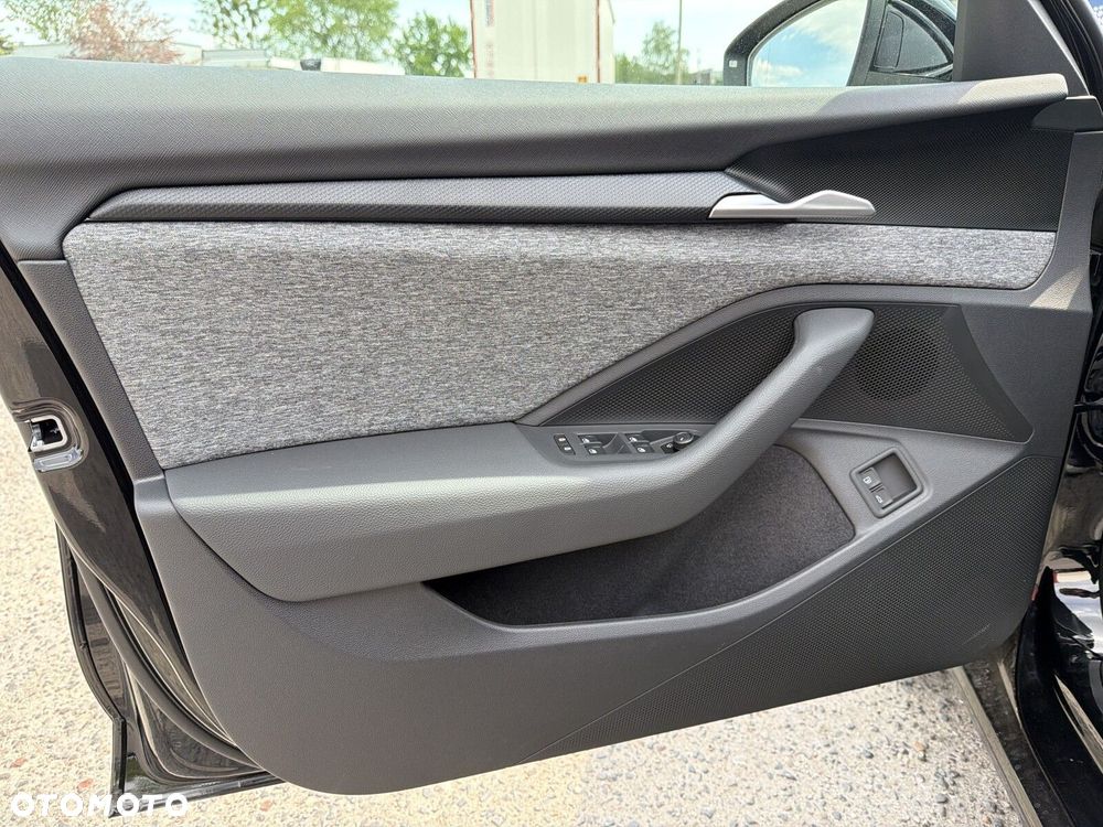 Skoda Superb 1.5 TSI Plug-in Hybrid Drive DSG - 11