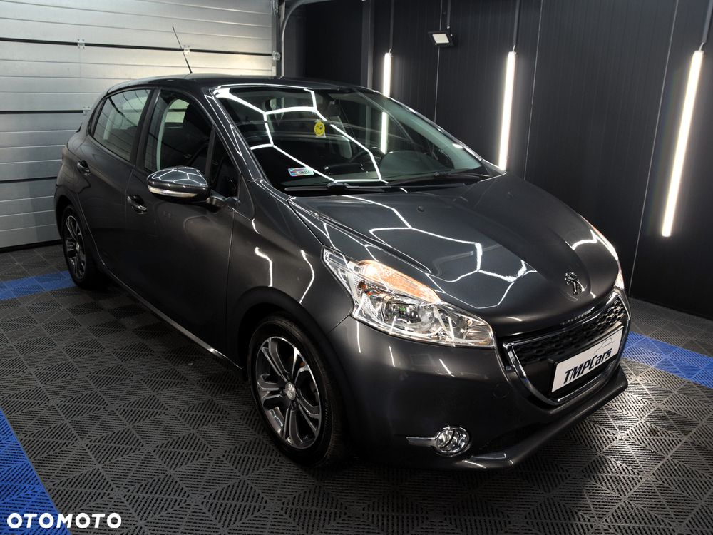 Peugeot 208 - 20