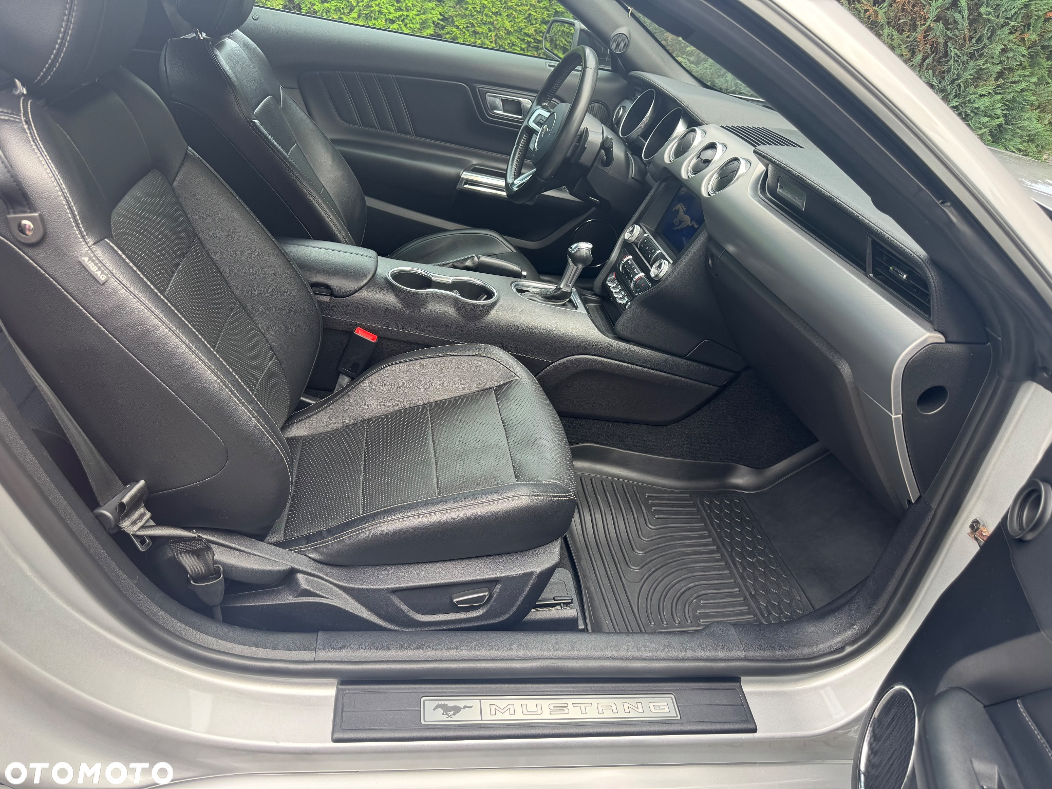 Ford Mustang 2.3 Eco Boost - 24