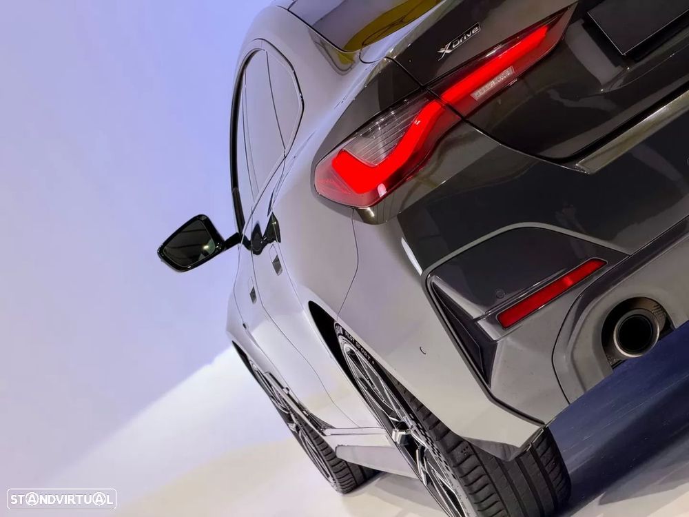 BMW 430 Gran Coupé d xDrive Pack Desportivo M Auto - 37