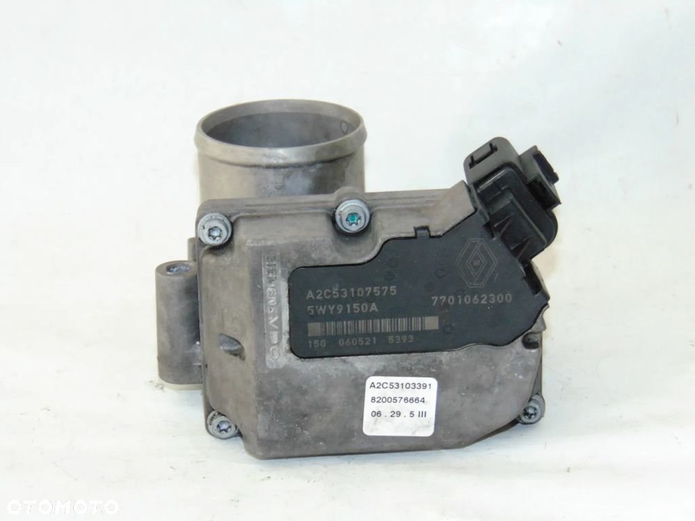 Przepustnica 7701062300 5WY9150A Renault Megane Scenic Laguna Trafic II 1.9 DCI - 7