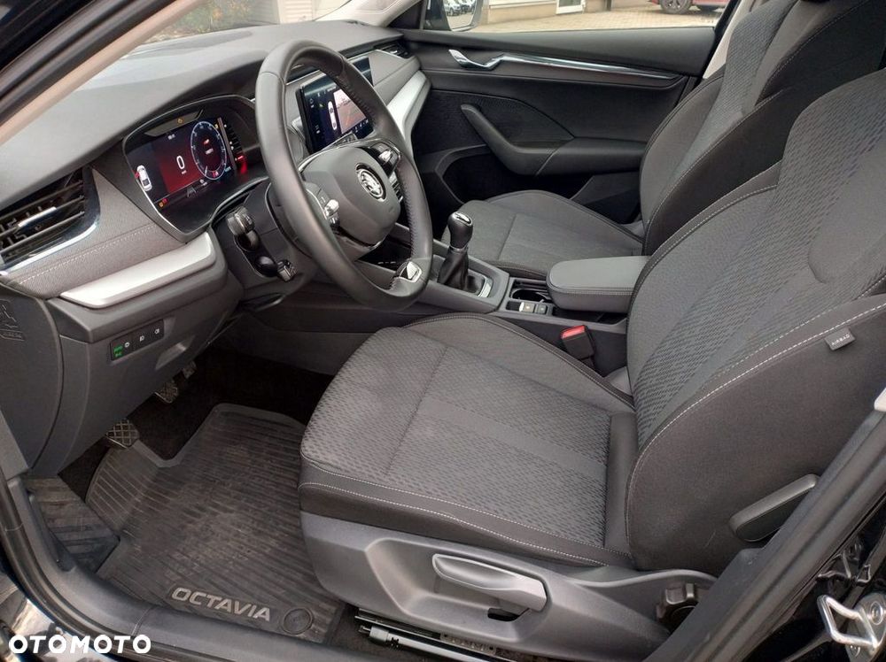 Skoda Octavia 1.5 TSI ACT Style - 12