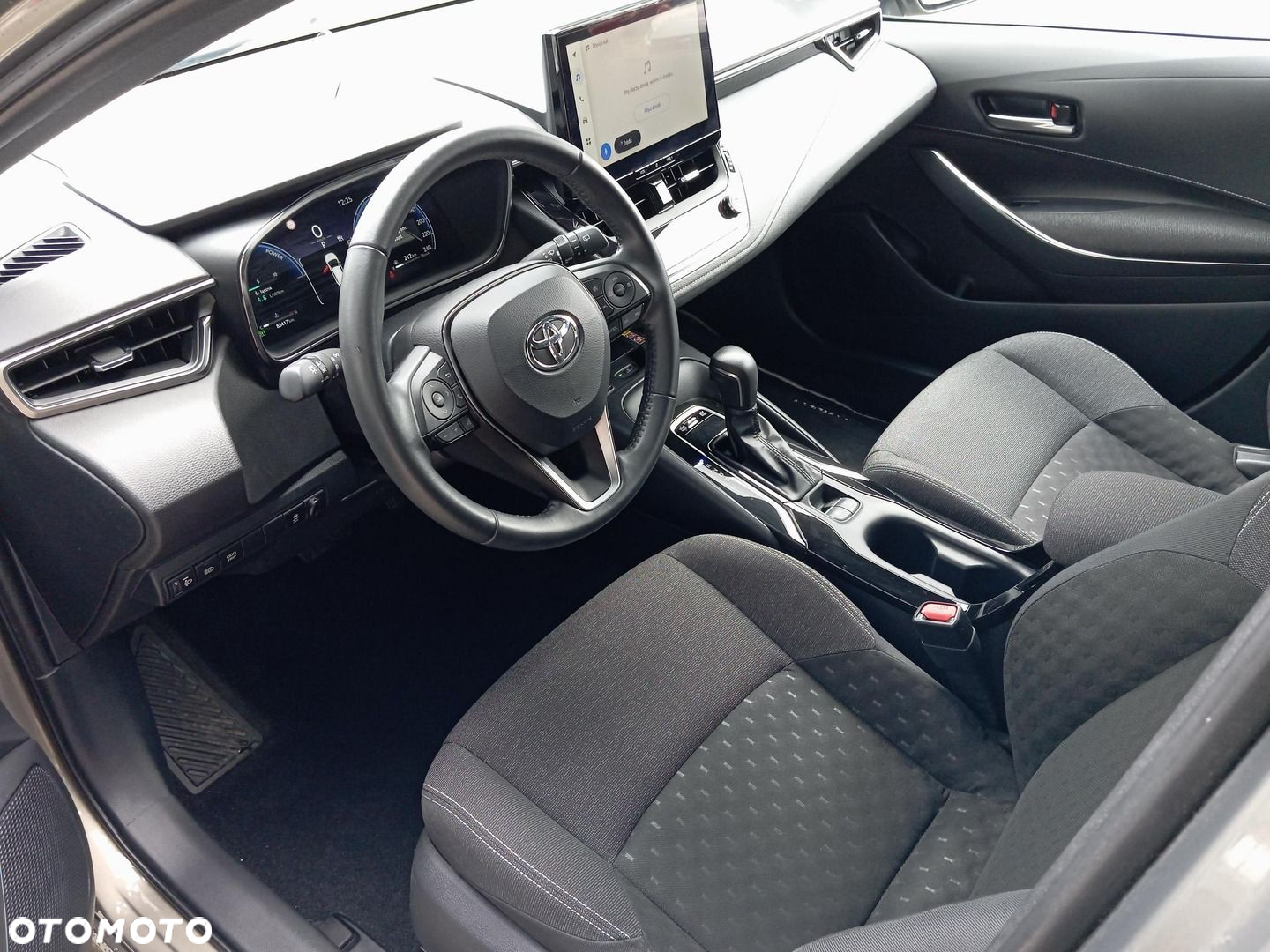 Toyota Corolla - 10