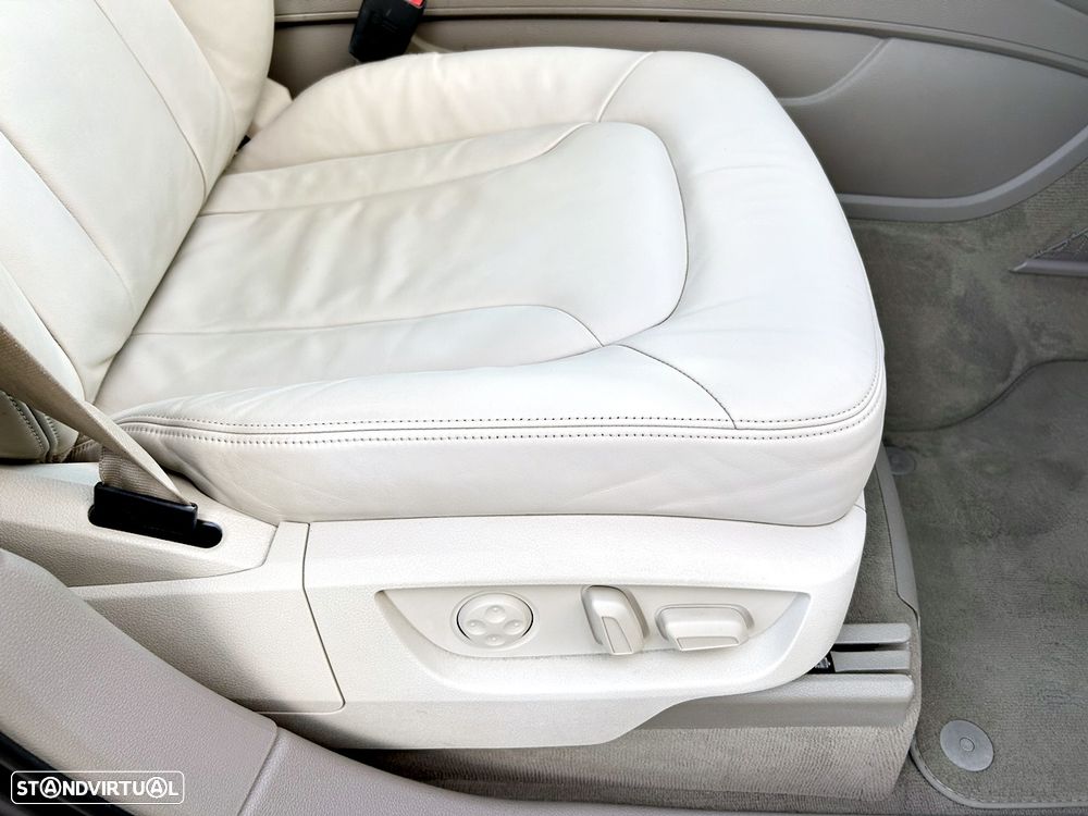 Audi Q7 4.2 V8 FSi quattro S-line Tiptronic - 44