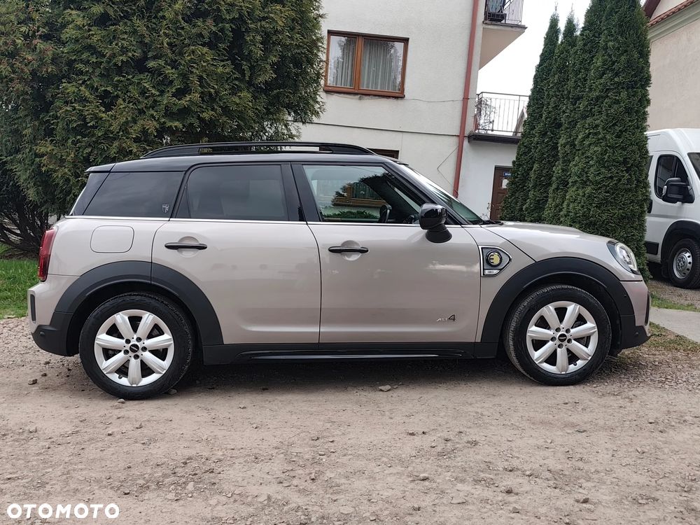 MINI Countryman Cooper S E All4 - 4